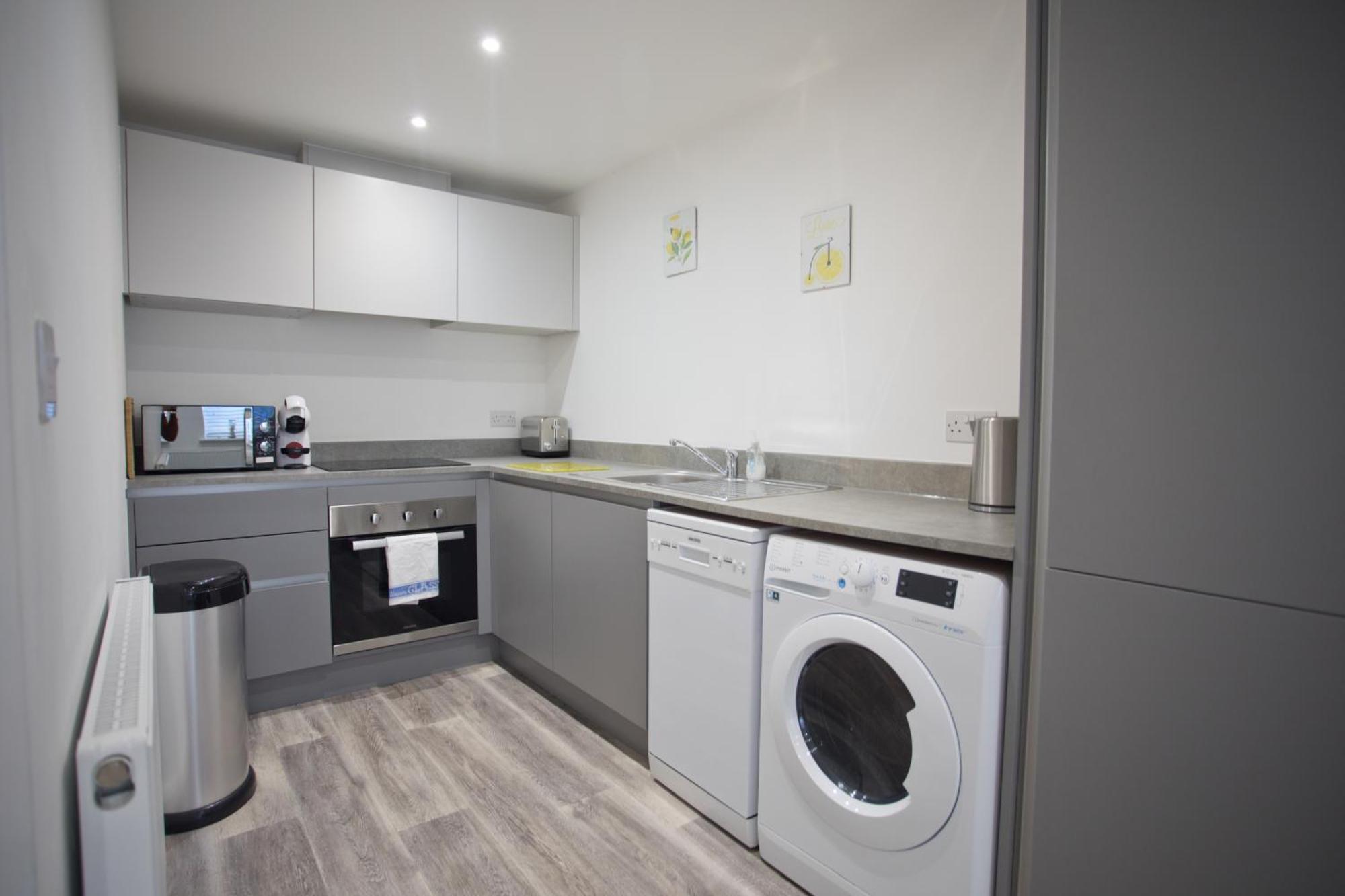 Sea Air - 2 Bedrooms - Parking - Mins To Beach Bournemouth Zewnętrze zdjęcie