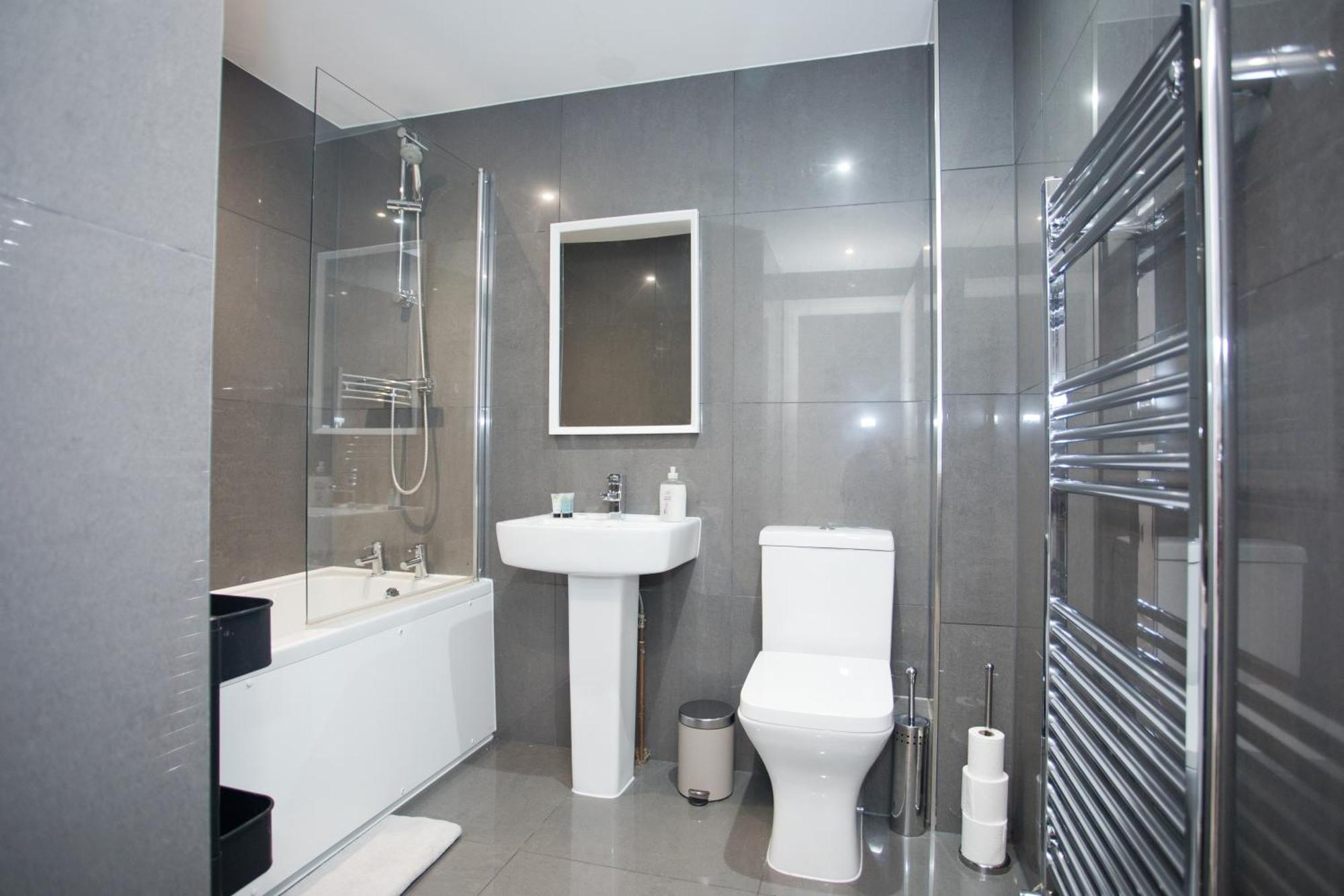 Sea Air - 2 Bedrooms - Parking - Mins To Beach Bournemouth Zewnętrze zdjęcie