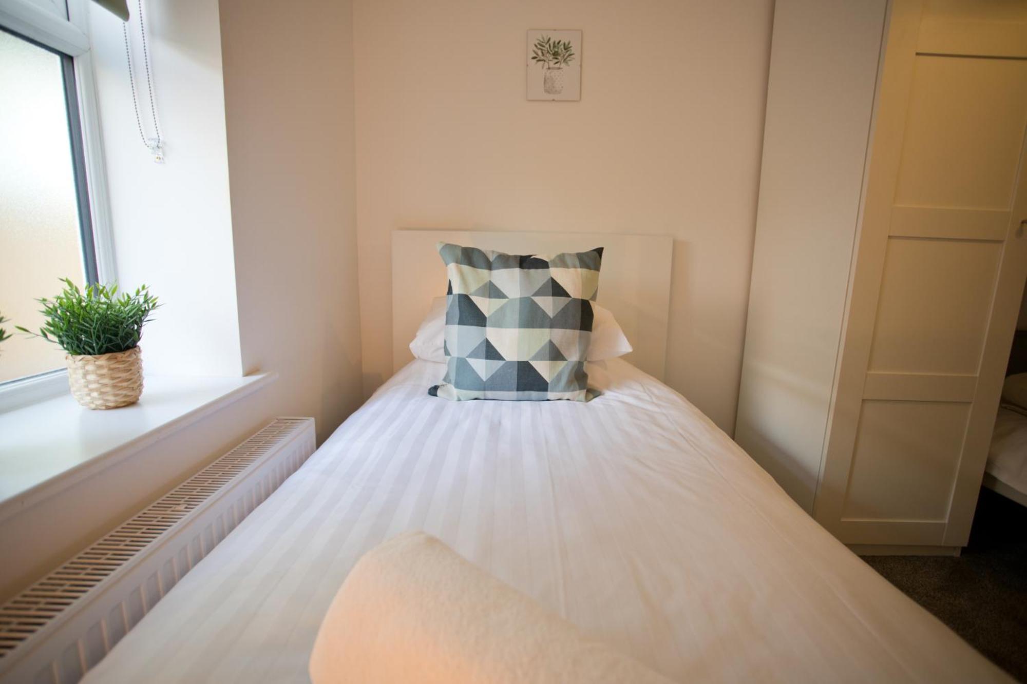 Sea Air - 2 Bedrooms - Parking - Mins To Beach Bournemouth Zewnętrze zdjęcie
